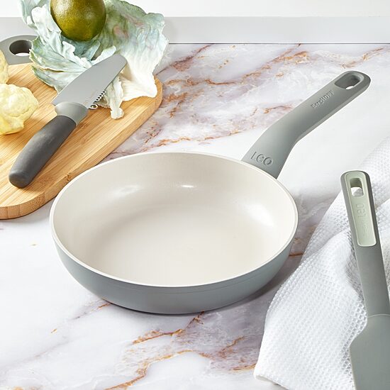 BergHOFF Leo Balance Aluminum Non-Stick 2-pc. Fry Pan Set