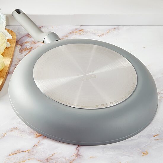 BergHOFF Leo Balance Aluminum Non-Stick 2-pc. Fry Pan Set