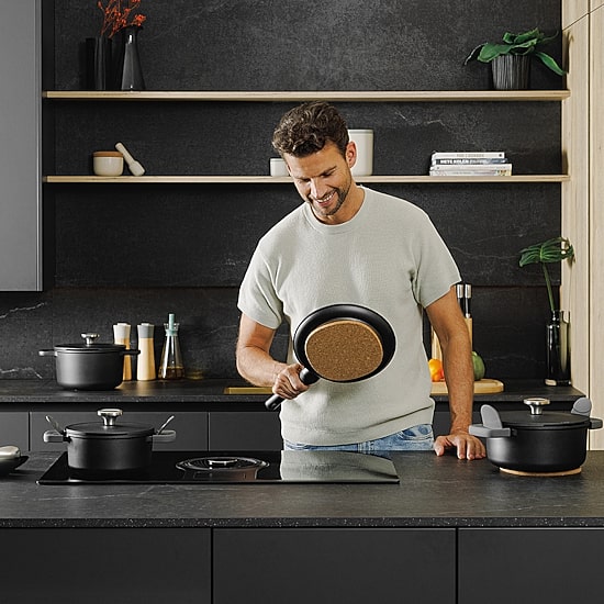 BergHOFF Leo Phantom Ceramic Non-Stick 5-pc. Cookware Set