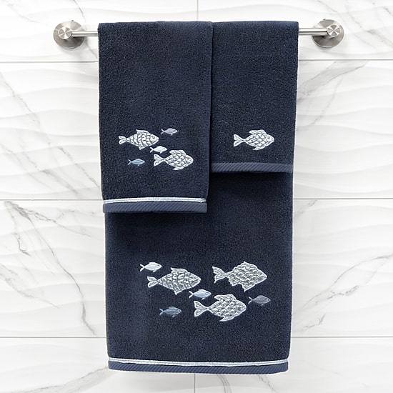 Linum Home Textiles Figi 2-pc. Embellished Fingertip Towel