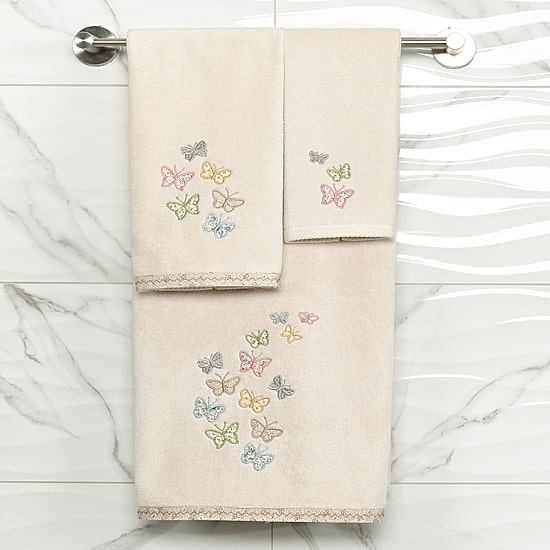 Linum Home Textiles Mariposa 2-pc. Embellished Fingertip Towel