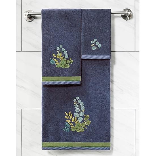 Linum Home Textiles Botanica Embellished 2-pc. Bath Towel Set