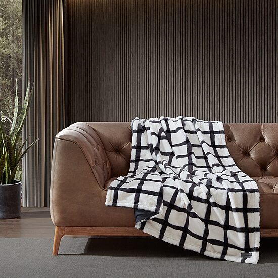 Eddie Bauer Bunkhouse Fur Like Washable Lightweight Throw