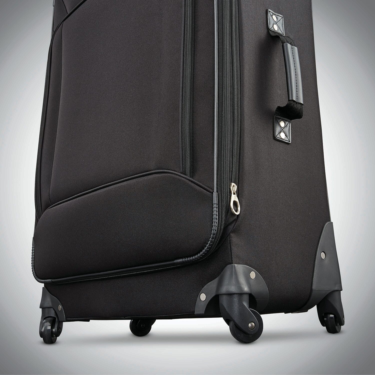 American Tourister Fieldbrook XLT -pc. Lightweight Softside Luggage Set