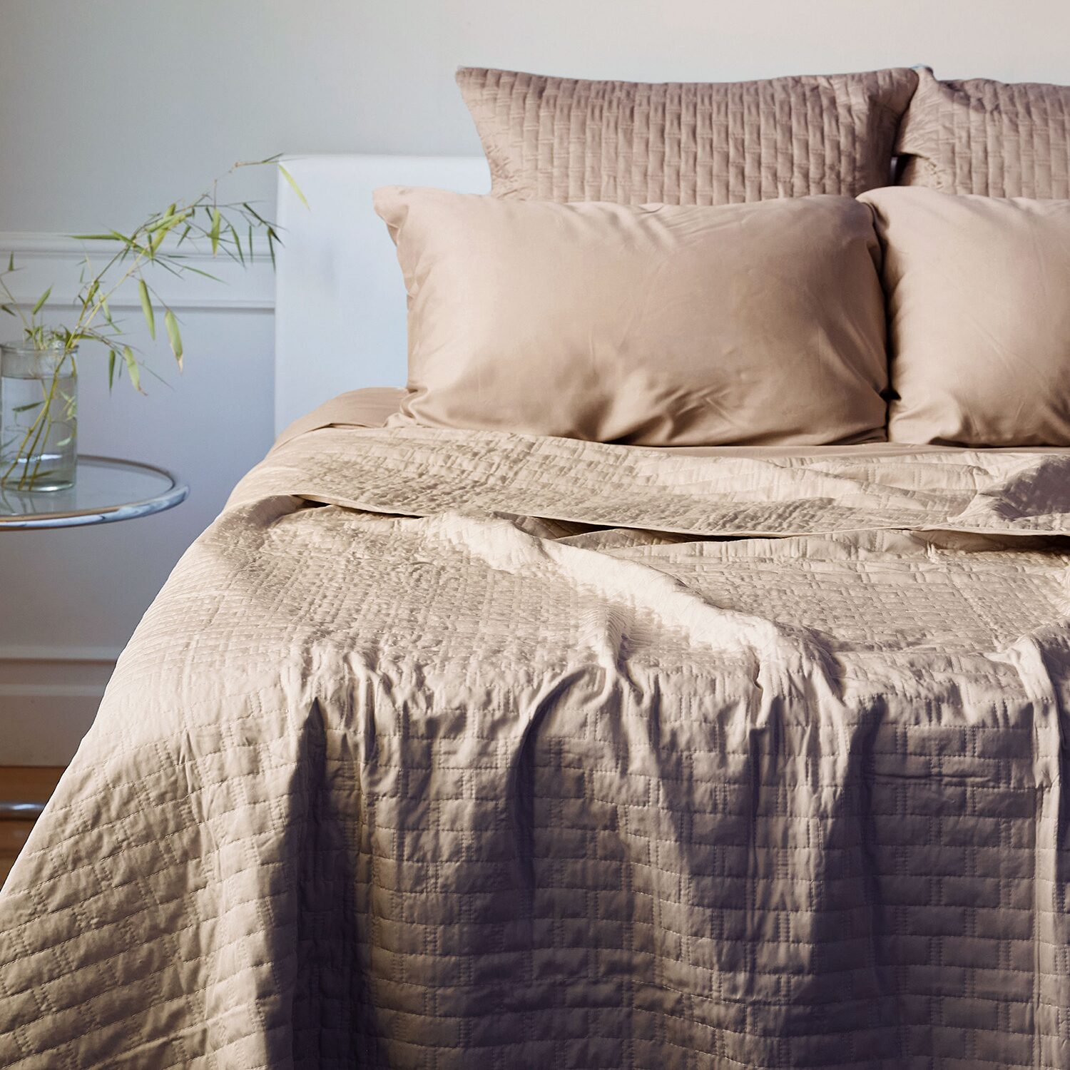 Bedvoyage Rayon from Bamboo Hem Coverlet