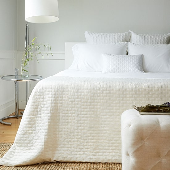 Bedvoyage Rayon from Bamboo Hem Coverlet