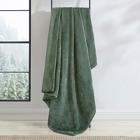 Eddie Bauer Ultra Lux Plush Reversible Lightweight Throw