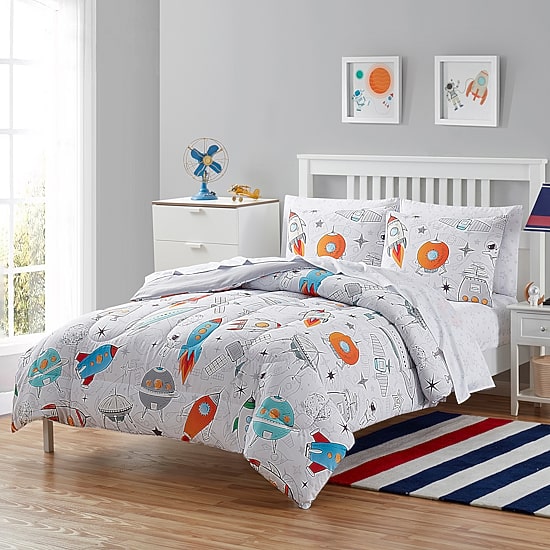 Sweet Home Collection™ Space Lightweight Down Alternative Kids Comforter Set