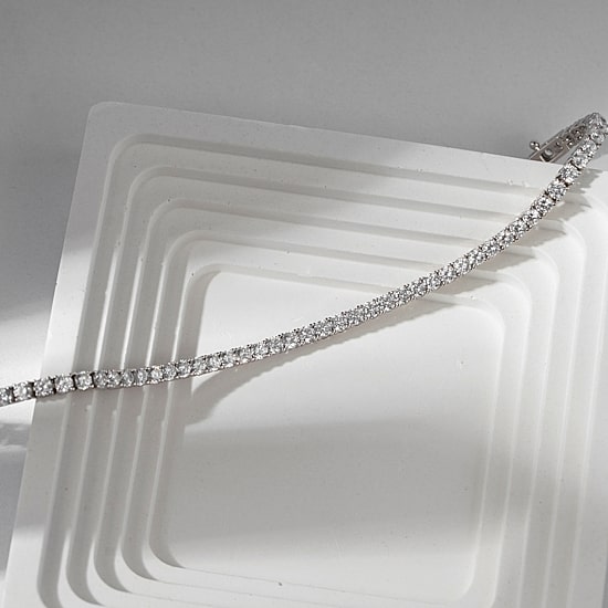 Diamonart Womens Cubic Zirconia Sterling Silver 7.25 Inch Tennis Bracelet