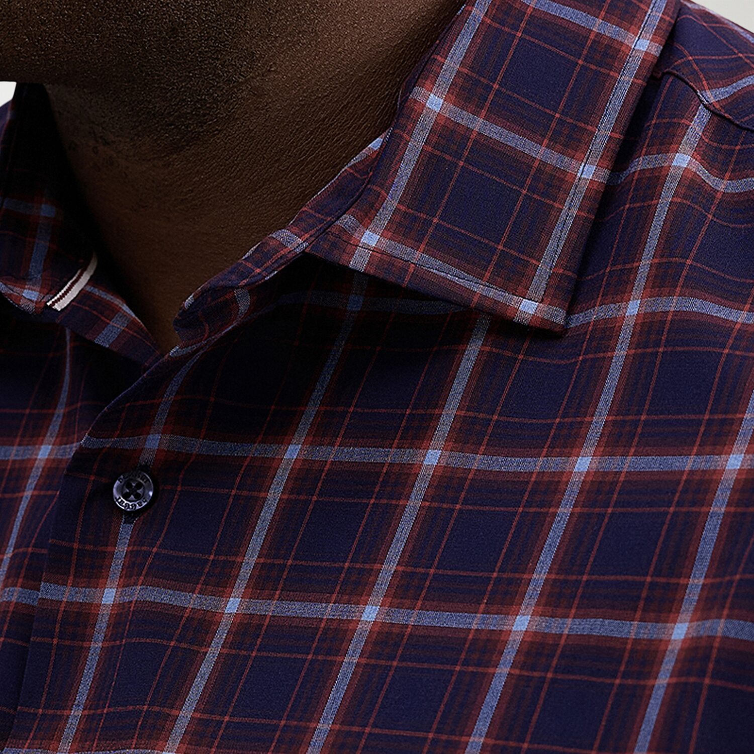 Haggar Mens Long Sleeve Regular Fit Big and Tall Button-Down Shirt