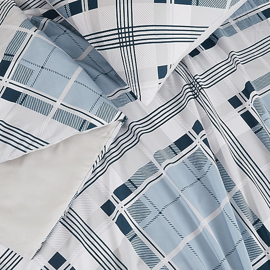 Truly Soft Lars Plaid Comforter Set