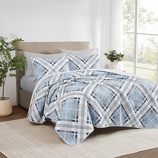Truly Soft Lars Plaid Quilt Set