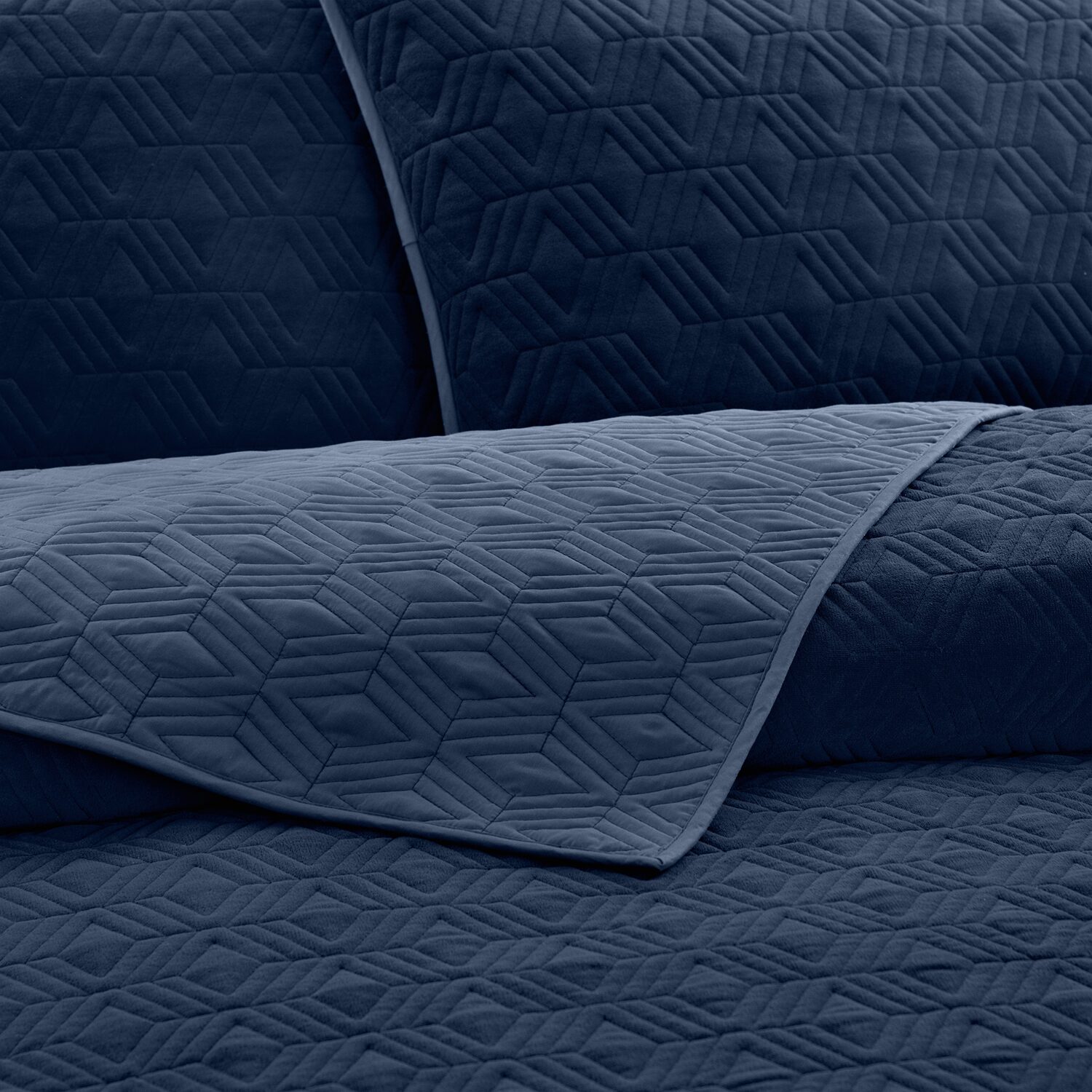 Fieldcrest Diamond Velvet Quilt