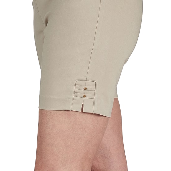 Hearts Of Palm Womens Mid Rise Petite Pull-On Short