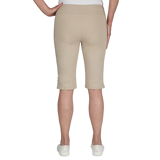 Hearts Of Palm Womens Straight Mid Rise Skimmer Pant
