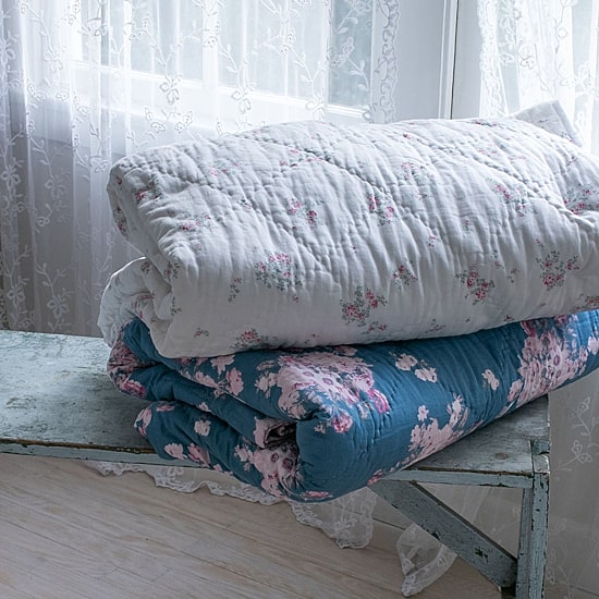 The Farmhouse By Rachel Ashwell Rosebury Quilt Set