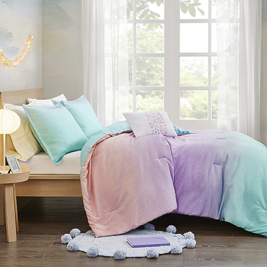 Intelligent Design Sparkle Metallic Glitter Printed Reversible Comforter Set with decorative pillow