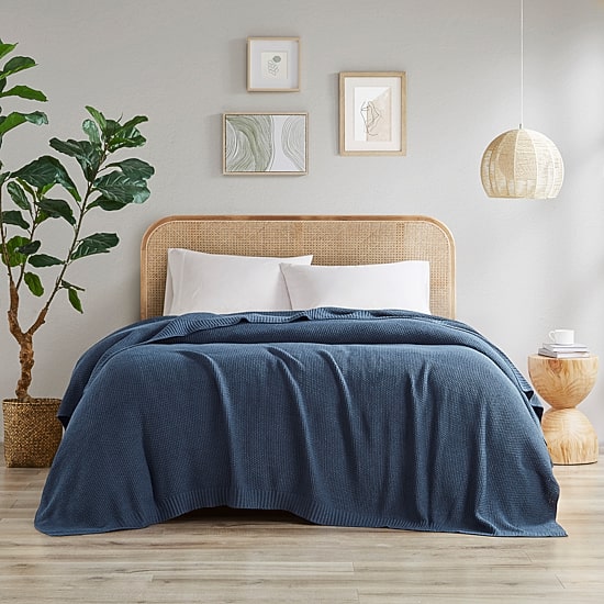 INK+IVY Bree Knit Blanket