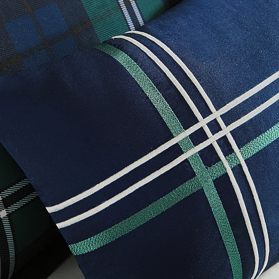 Intelligent Design Cameron Plaid Comforter Set with Decorative Pillow