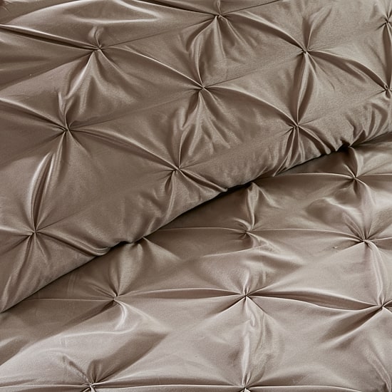 Madison Park Essentials Loretta 24-Pc Complete Bedding Set with Sheets and Window Treatments