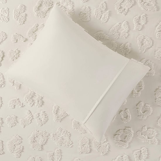 Intelligent Design Sophie Animal Chenille Midweight Comforter Set