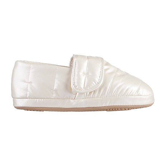 Isotoner Mikaela Nylon Puffer Closedback Womens Memory Foam Slip-On Slippers