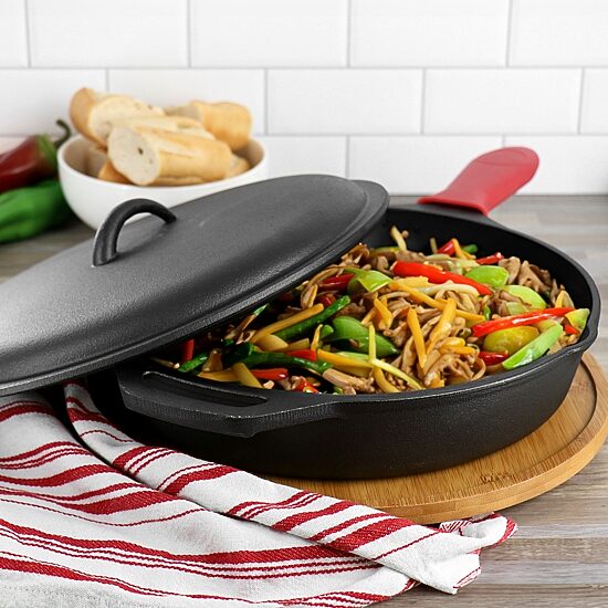 MegaChef Pre-Seasoned Cast Iron 12" Skillet with Lid