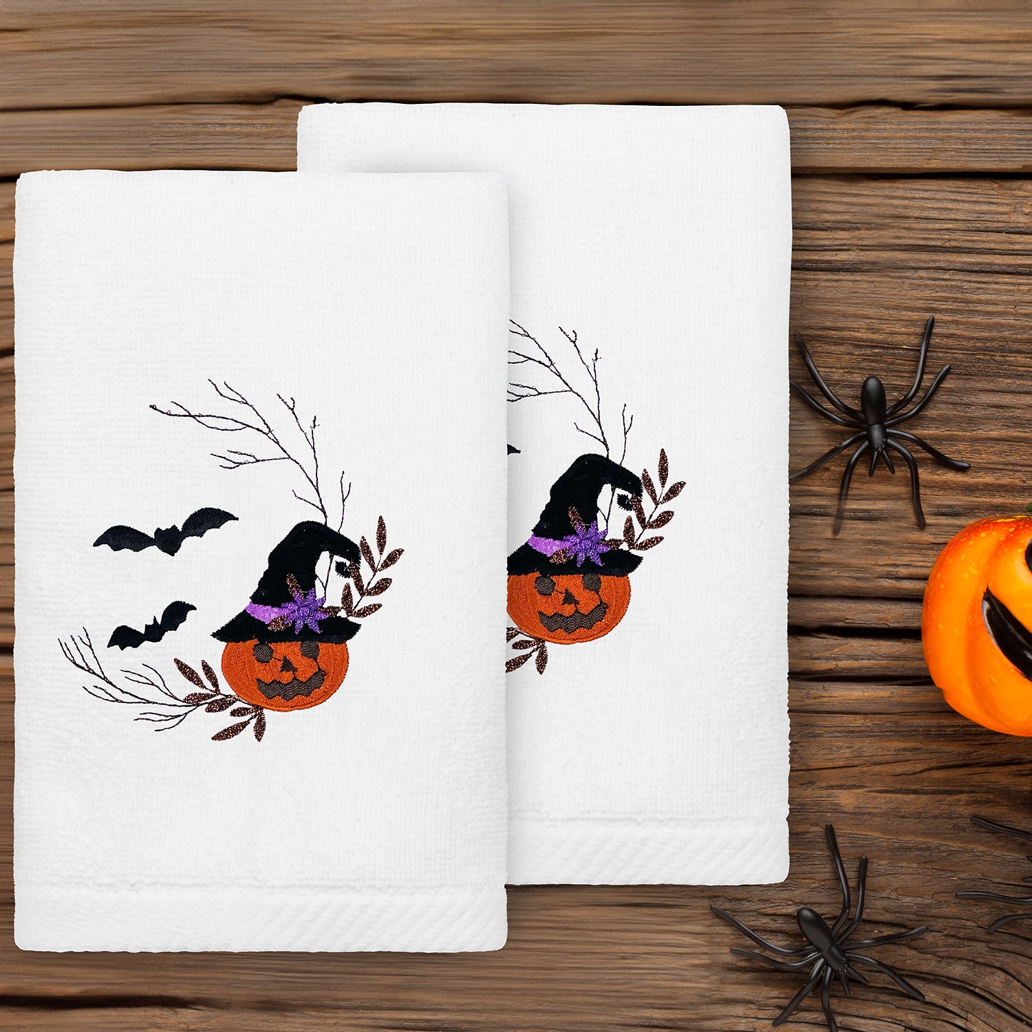 Linum Home Textiles Pumpkin Head 2-pc. Embellished Hand Towel