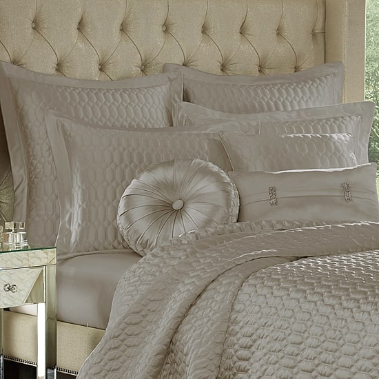 Five Queens Court Saranda Rectangular Throw Pillow