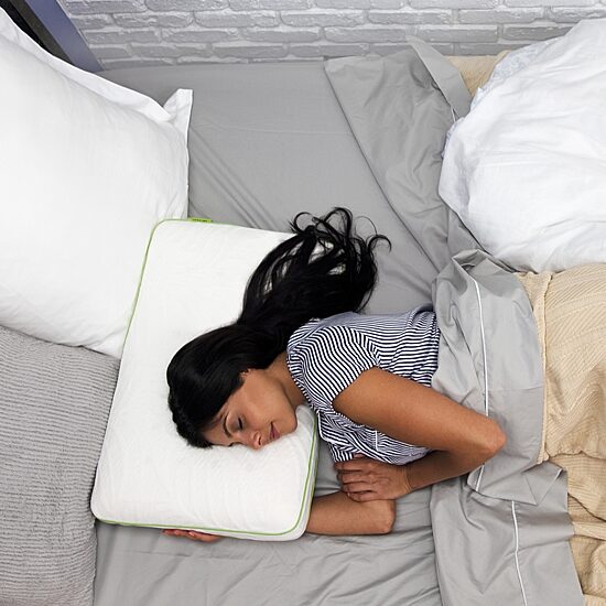 SensorPEDIC Chamomile Scented Memory Foam Bed Pillow with All Natural CBD Infused Cover