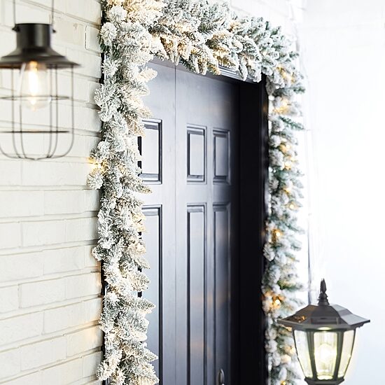 Glitzhome 2pk Pre-Lit Christmas Indoor Garland