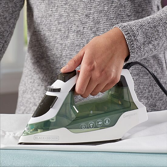 Black+Decker Iron