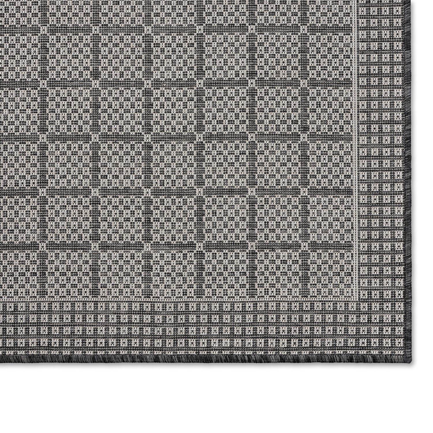 Nicole Miller Country Luna Geometric Outdoor Rectangular Area Rug