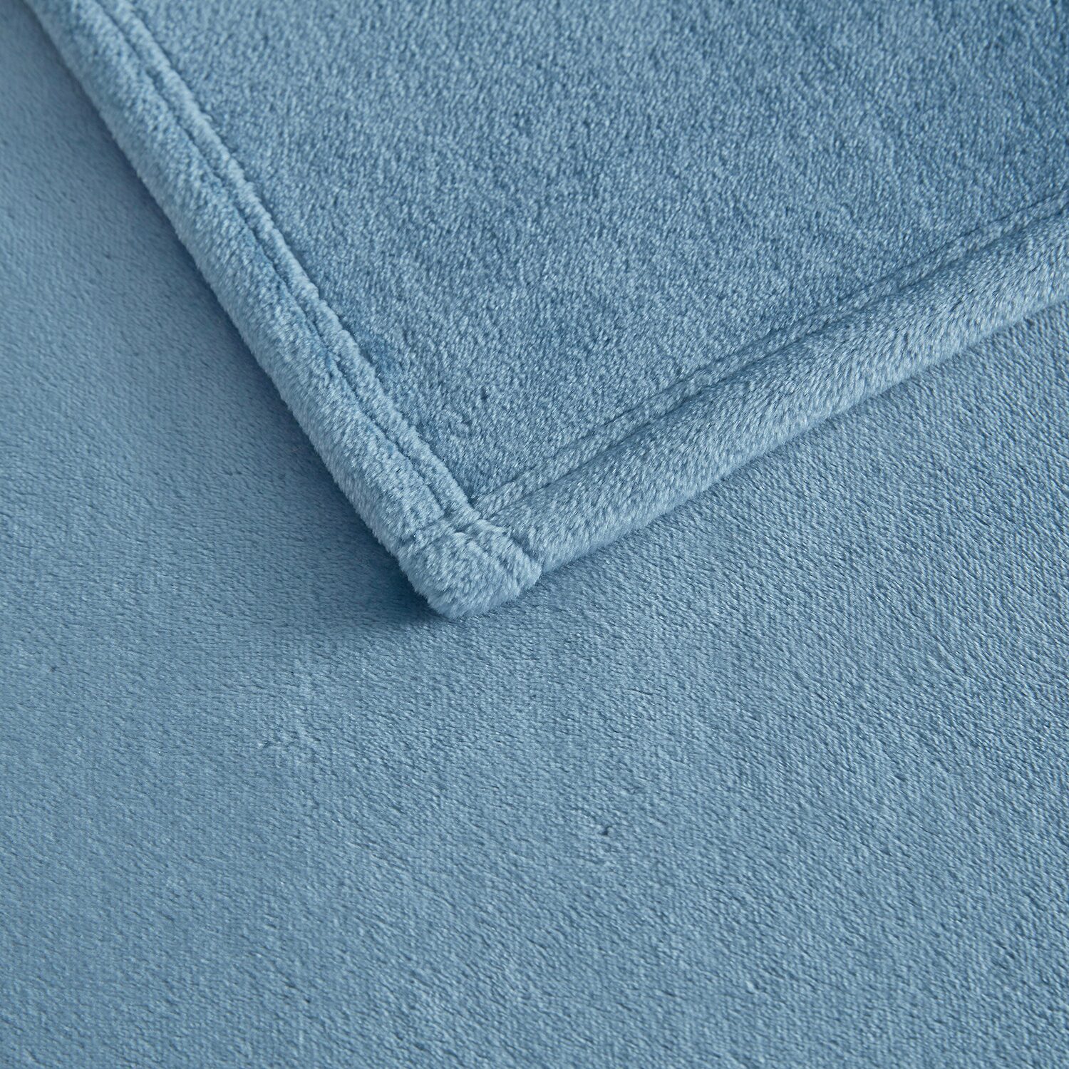 Martha Stewart Bedford Midweight Blanket