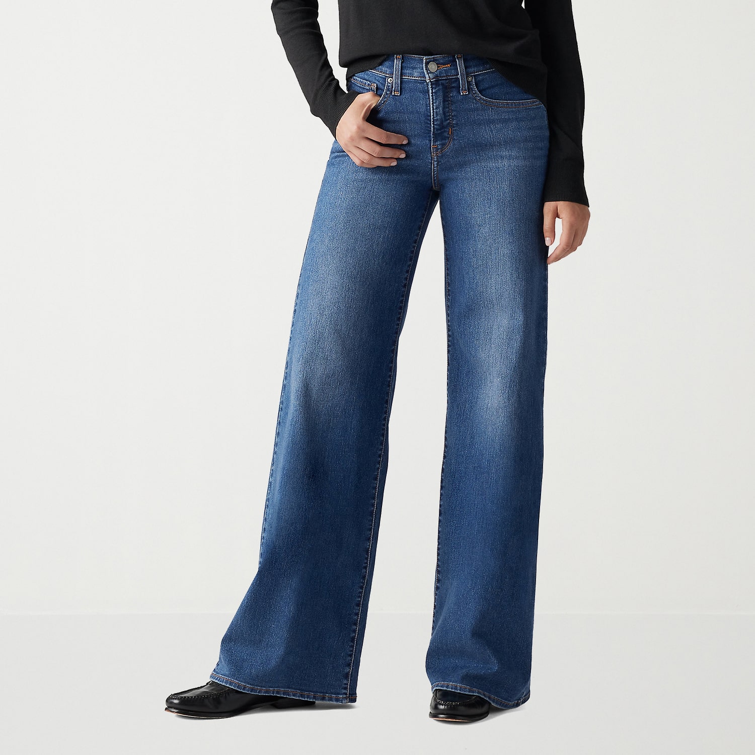 Levi's® Women’s Mid Rise 318 Shaping Wide Leg Jeans