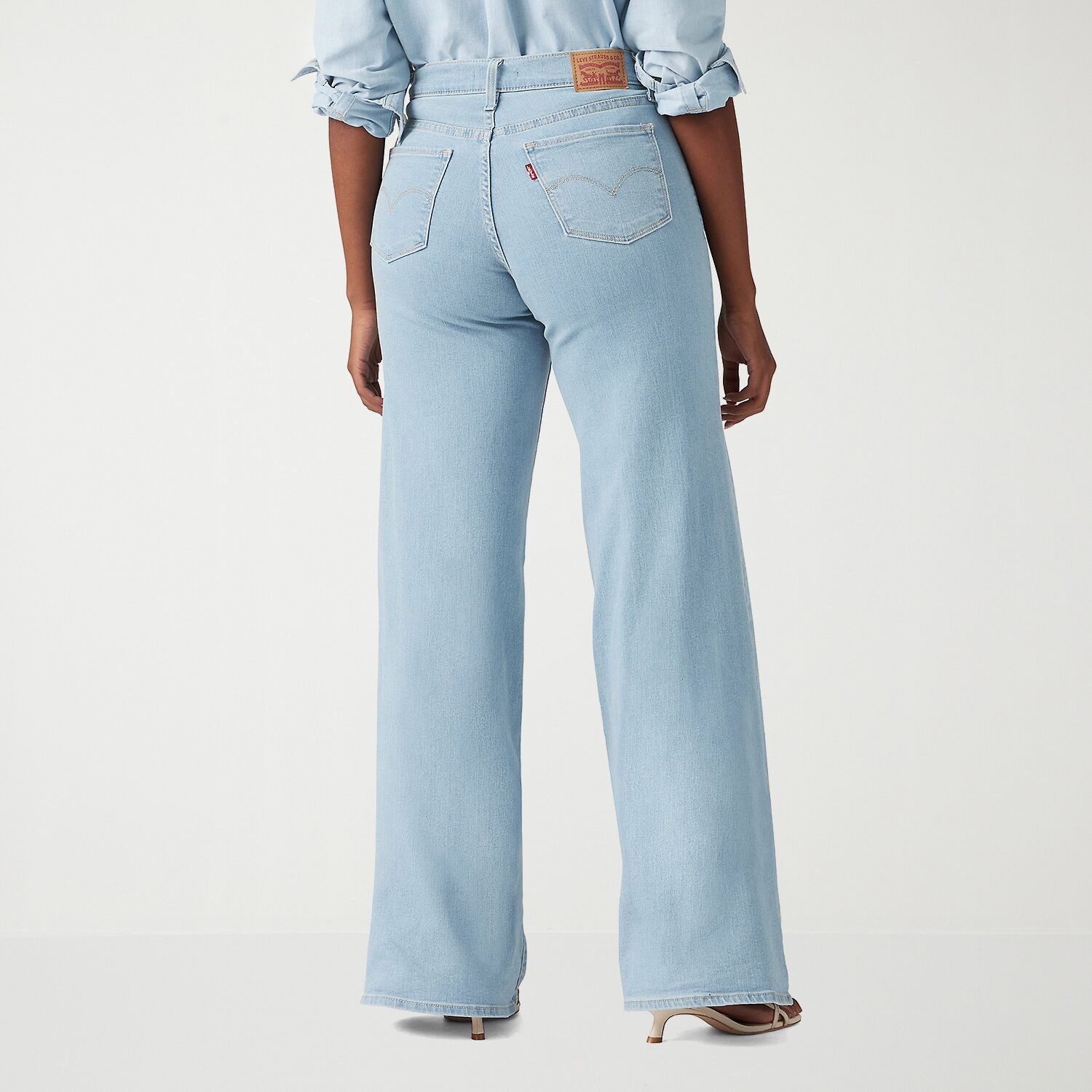 Levi's® Women’s Mid Rise 318 Shaping Wide Leg Jeans