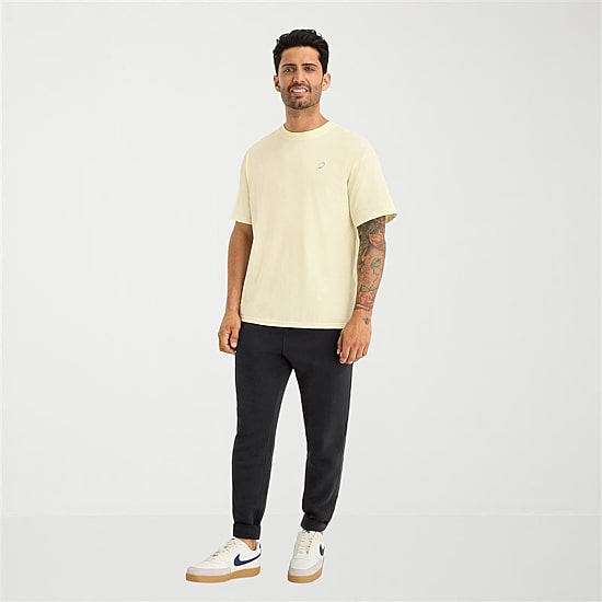 Nike Mens Crew Neck Short Sleeve Regular Fit Big and Tall Graphic T-Shirt