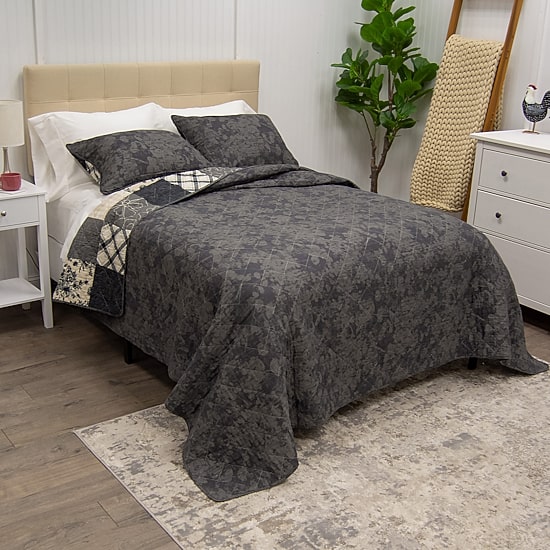 Donna Sharp Augusta 3-pc. Hypoallergenic Quilt Set