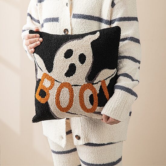 Glitzhome 14"H Hooked Ghost Pillow Throw Pillow