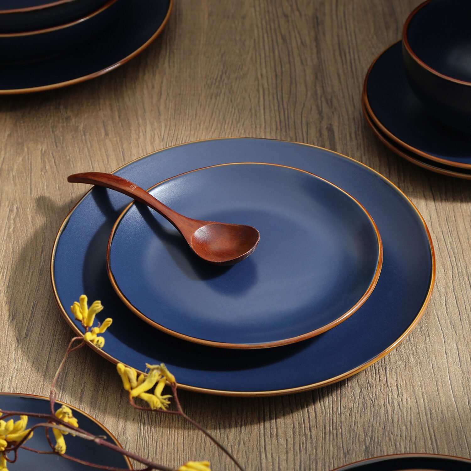 Stone + Lain Brasa 32-pc. Stoneware Dinnerware Set