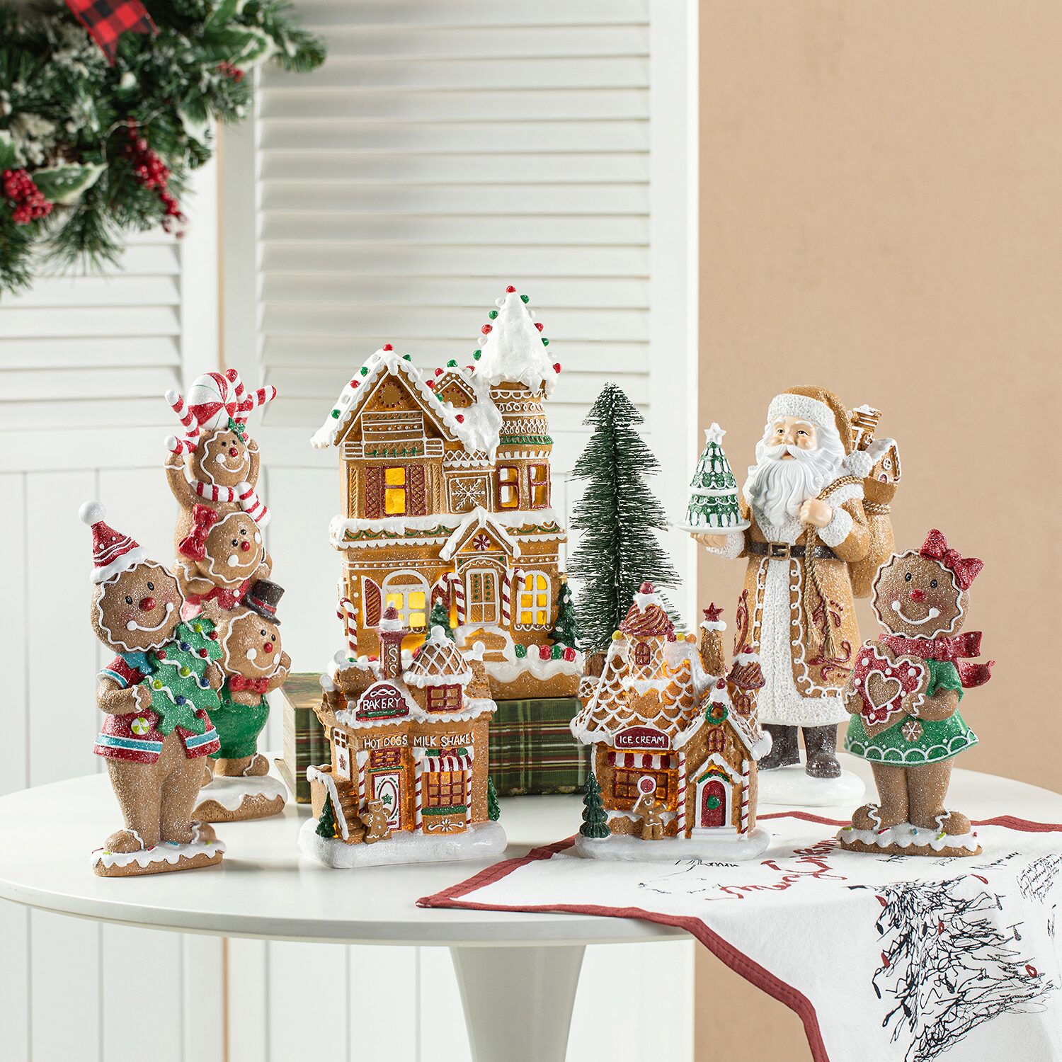 Glitzhome 7.25" Lighted Gingerbread House Christmas Tabletop Decor