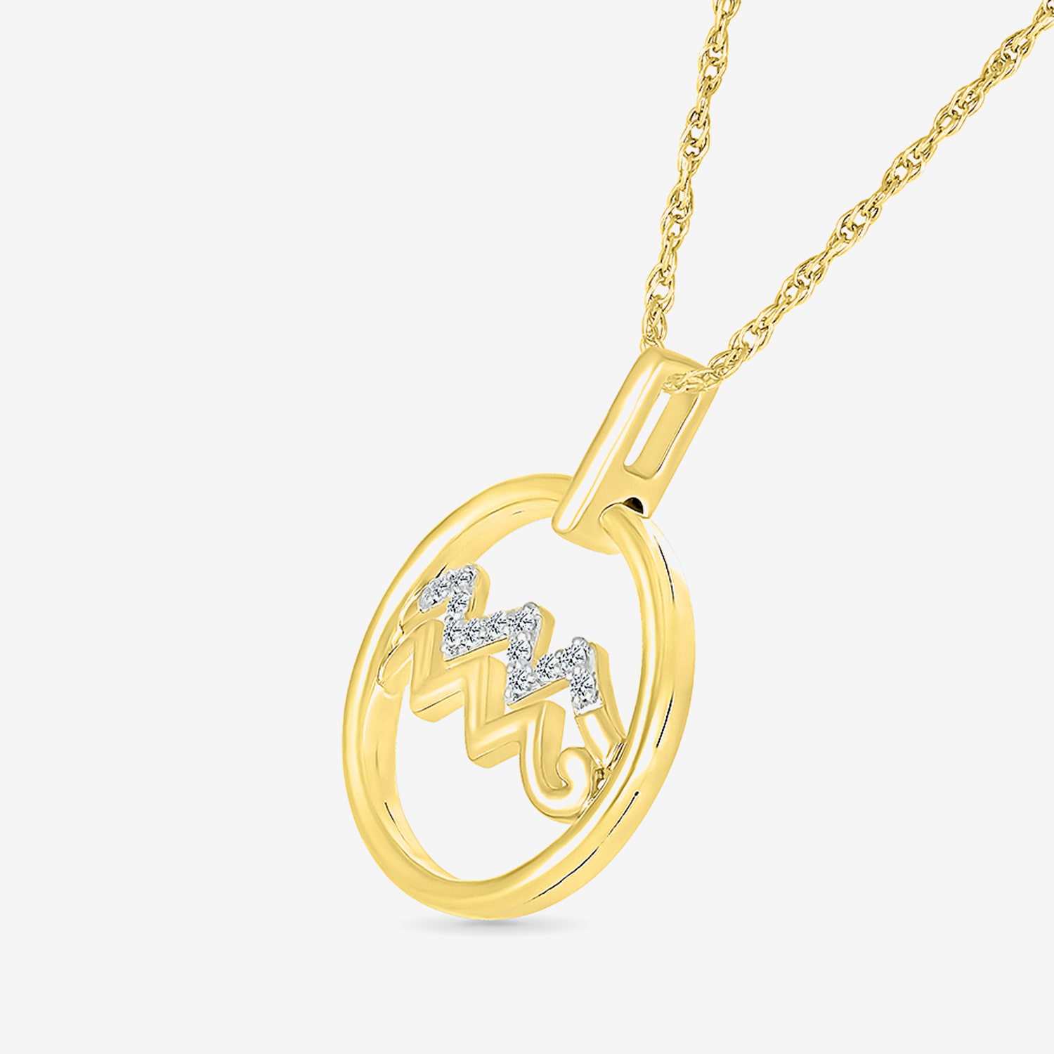 Womens Diamond Accent Natural White Diamond 14K Gold 18 Inch Pendant Necklace