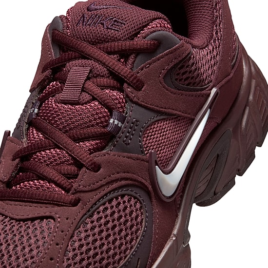 Nike V5 RNR Suede Womens Sneakers