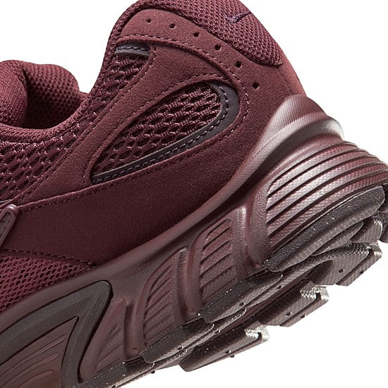 Nike V5 RNR Suede Womens Sneakers