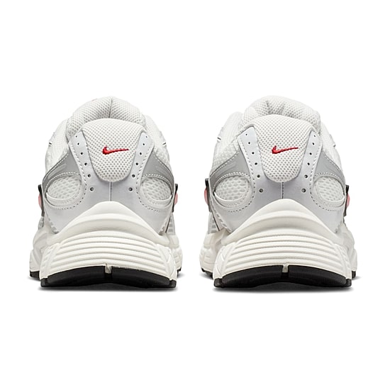 Nike V5 RNR Womens Sneakers