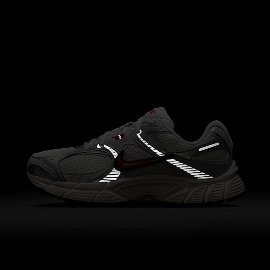 Nike V5 RNR Womens Sneakers