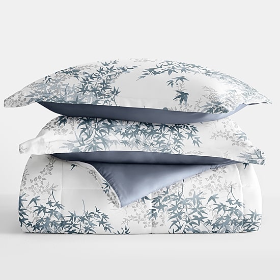 Casual Comfort Bamboo Leaves Midweight Down Alternative Comforter Set