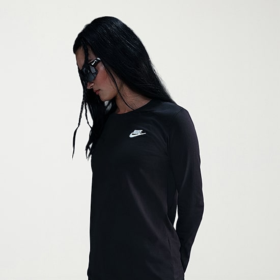 Nike Womens Crew Neck Long Sleeve Active T-Shirt