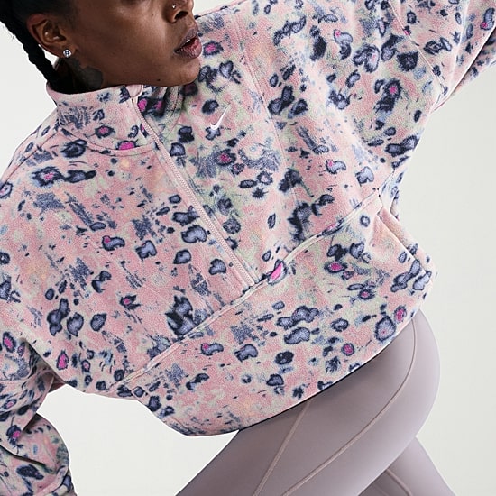 Nike Womens Mock Neck Long Sleeve Active Quarter-Zip Pullover