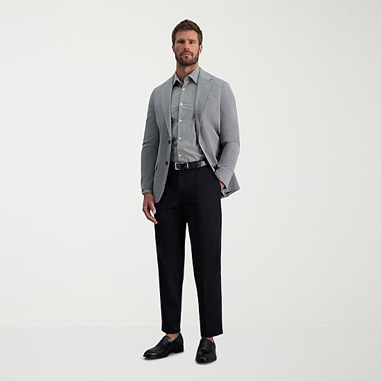 Haggar Iron Free Premium Khaki Mens Classic Fit Pleated Pant